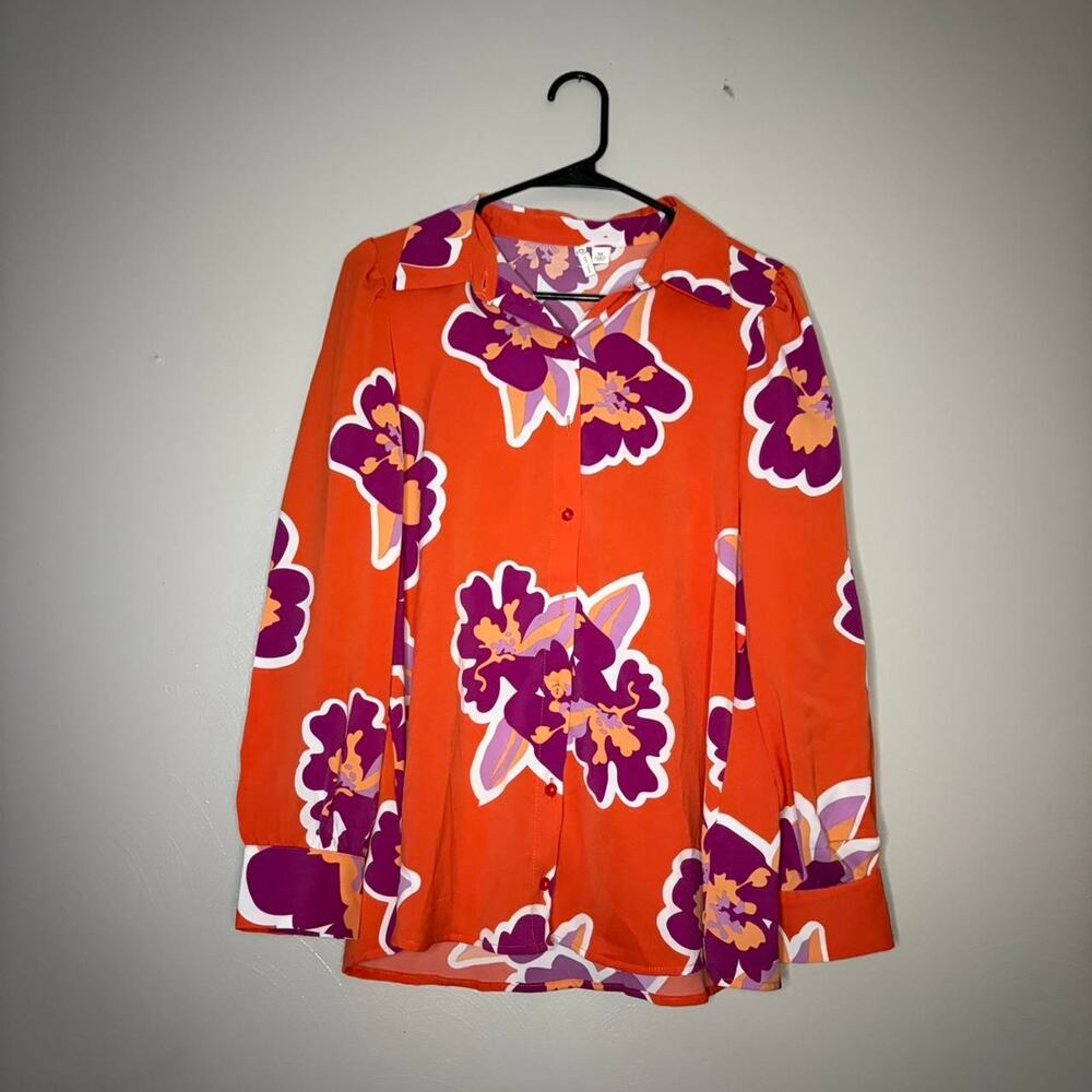 Orange and purple floral button